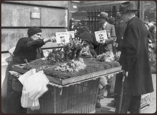 vendeur-muguet-paris-en-1940